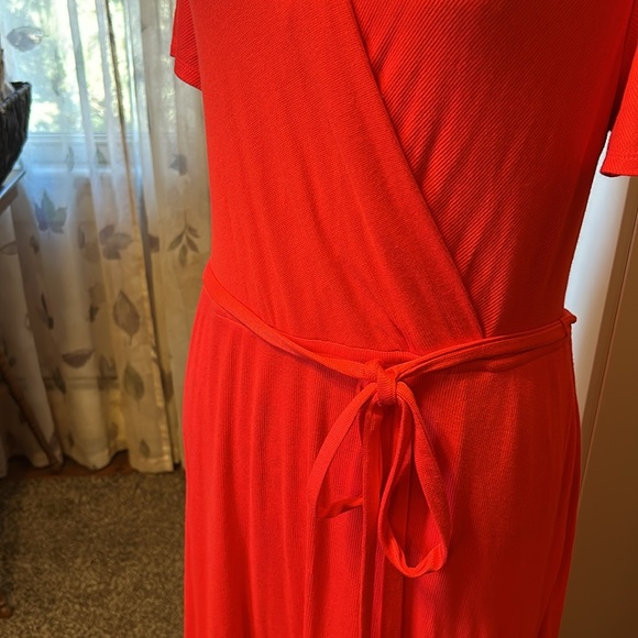 New with Tags Lane Bryant Red Ruffle Sleeve Tiered Wrap Dress Size 22 - Picture 4 of 11